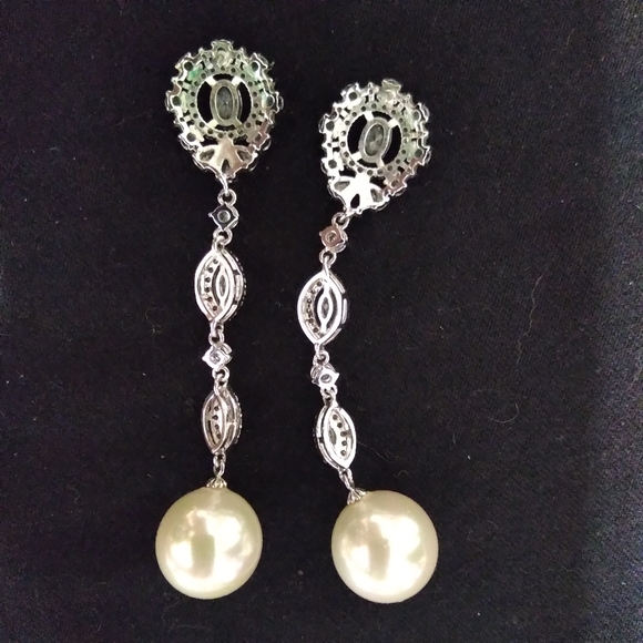 4 pairs pierced Bridal/Prom earrings - Picture 9 of 9